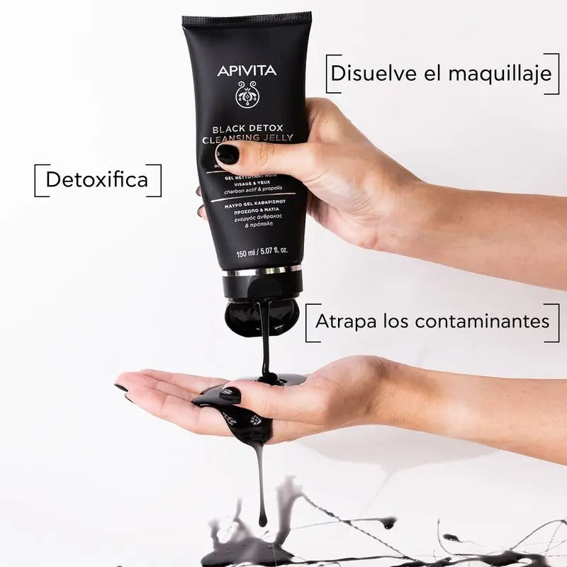 APIVITA Black Detox Cleanser with Active Charcoal and Propolis 150 ml