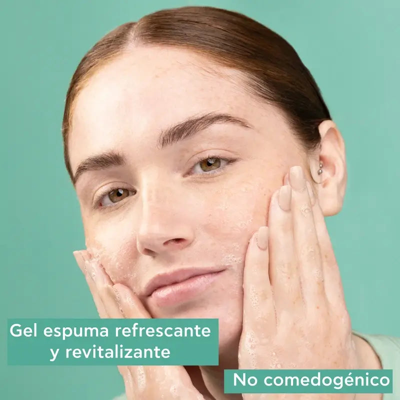 Apivita Just Bee Clear Purifying Cleansing Gel, 200 ml