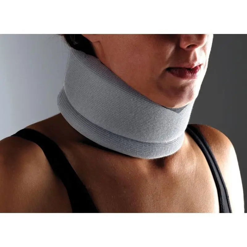 Farmalastic Innova Cervical Cervical Collar, Adult Size