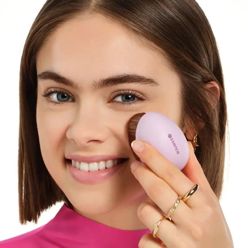 Essence Kabuki Face Brush 01, 1 items