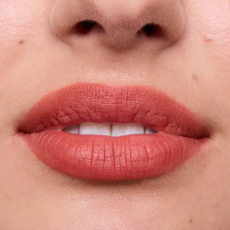 Essence Juicy Matte Lip Mousse 01, 2.7 ml