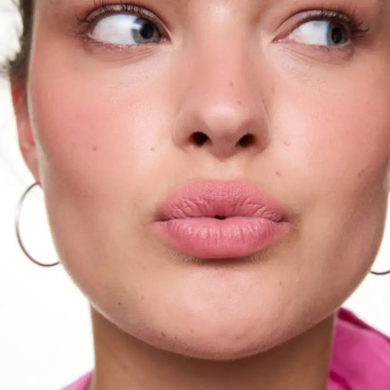 Essence Juicy Matte Lip Mousse 03, 2.7 ml