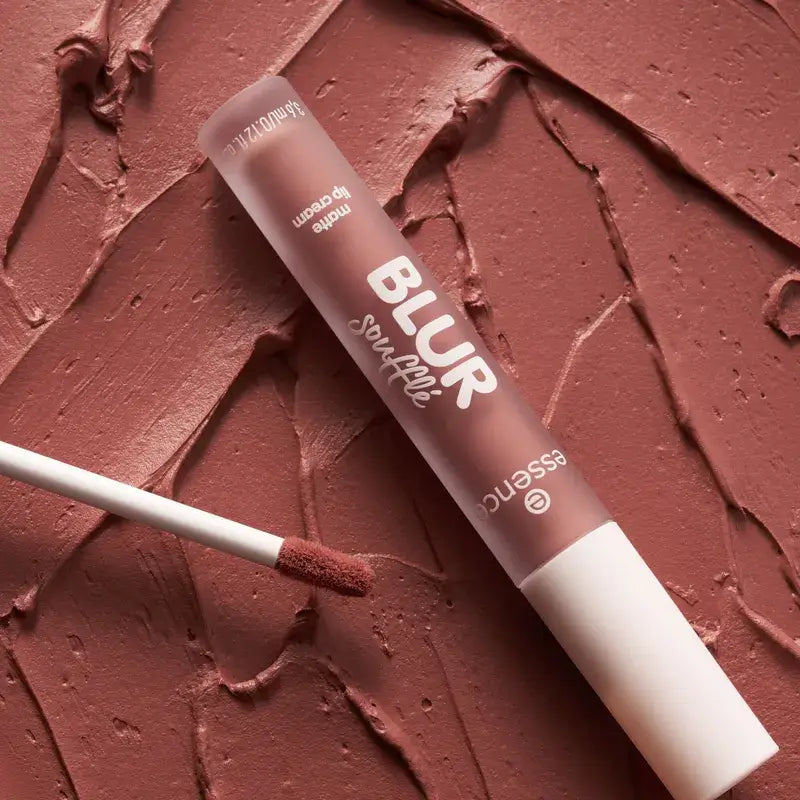 Essence Creamy Matte Lipstick Blur Soufflé 02, 3.6 ml