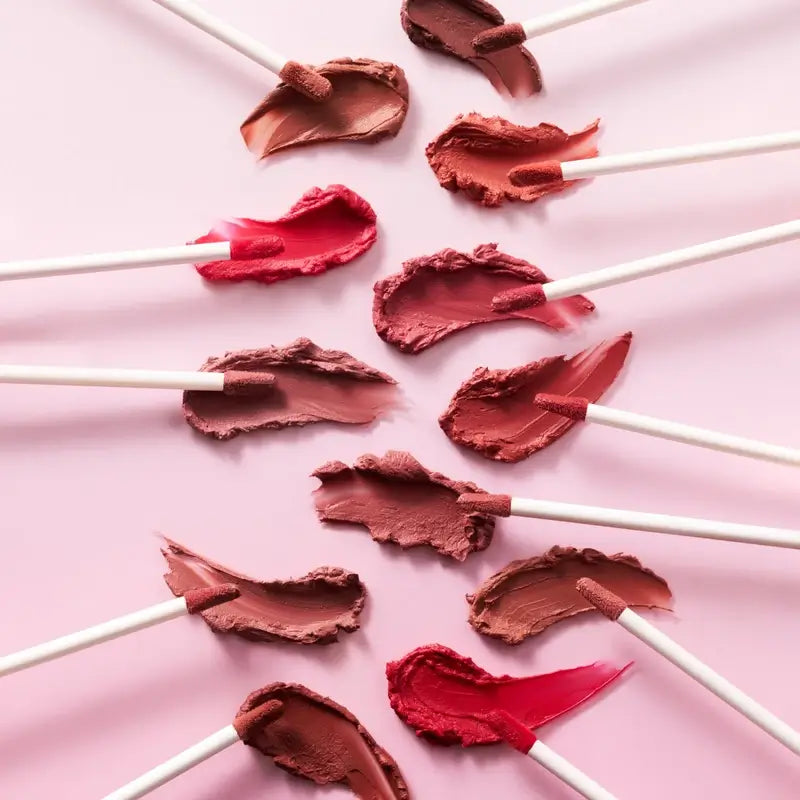 Essence Creamy Matte Lipstick Blur Soufflé 02, 3.6 ml