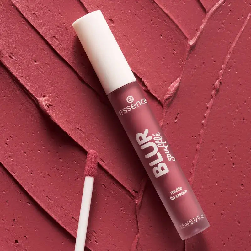 Essence Creamy Matte Lipstick Blur Soufflé 05, 3.6 ml