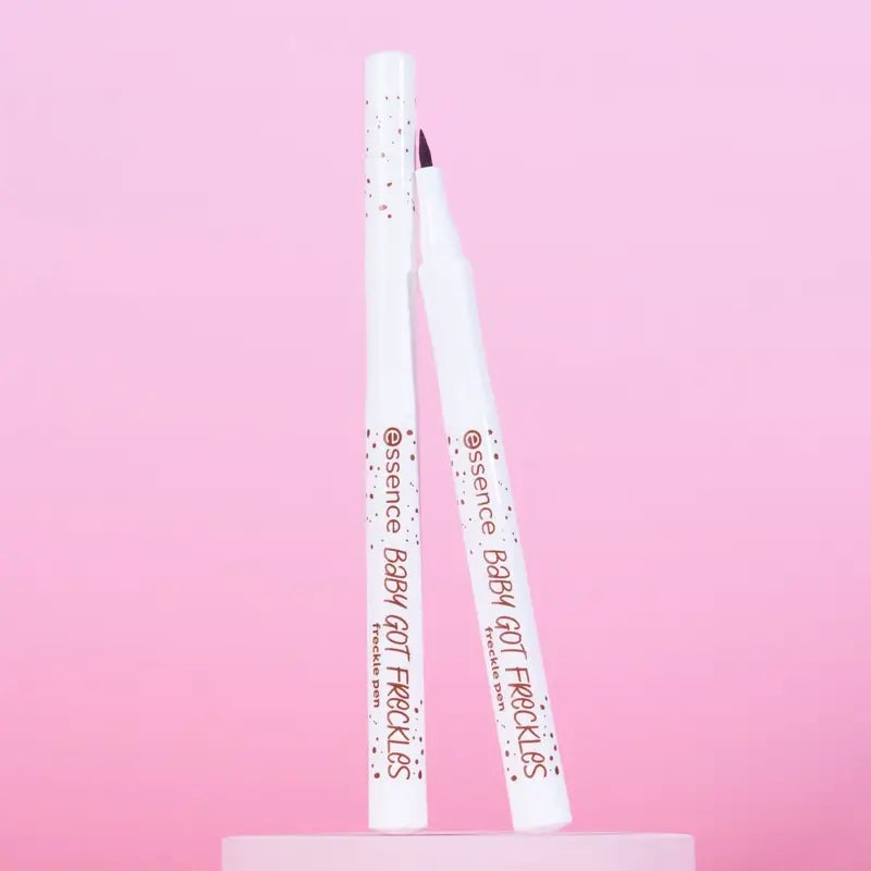 Essence Freckle Pencil Baby Got Freckles 10, 1 ml
