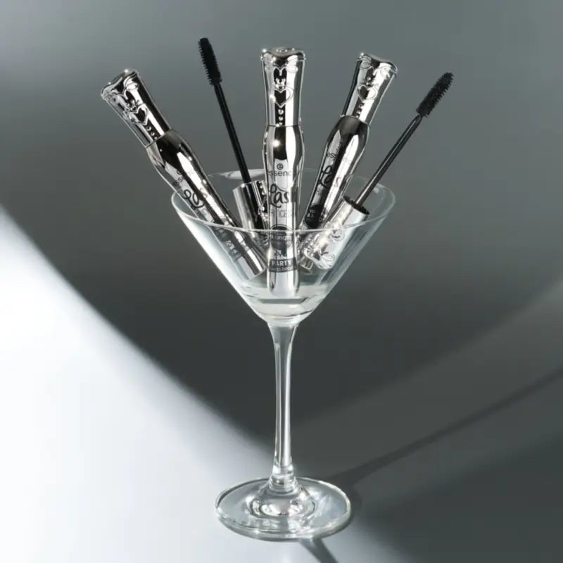 Essence Lash Princess Volume & Length Party Intense Black Mascara, 10 ml