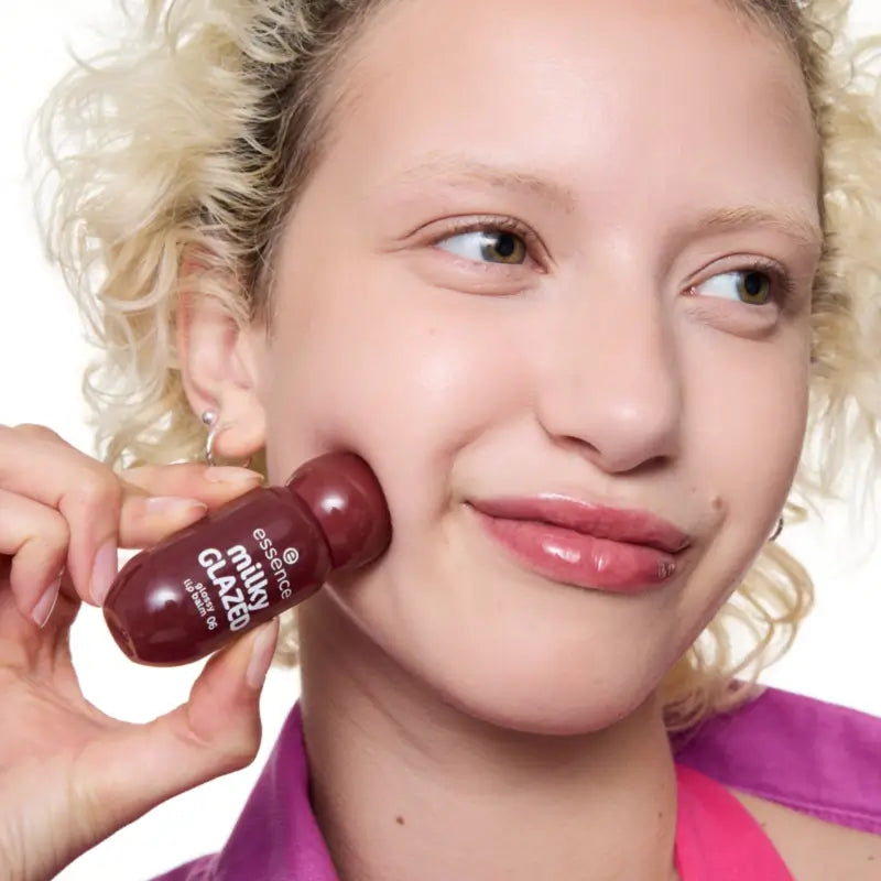Essence Glossy Milky Glazed Lip Balm 06, 4 ml