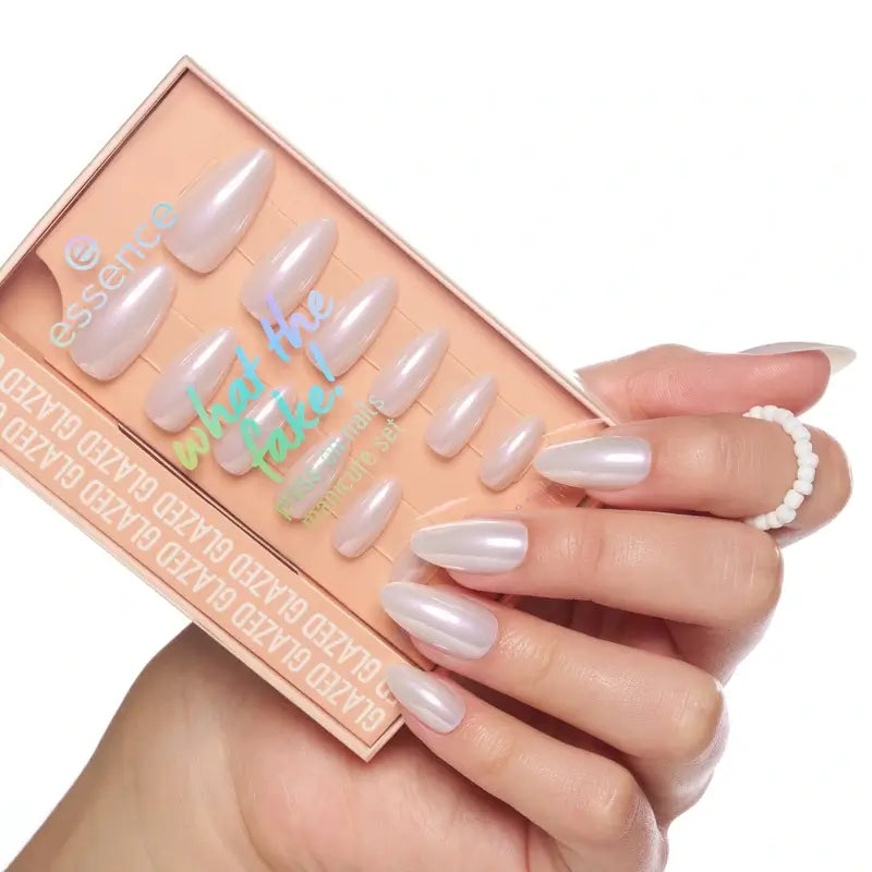 Essence Manicure Set With False Nails What The Fake! Press-On Nails 01 , 28 pieces