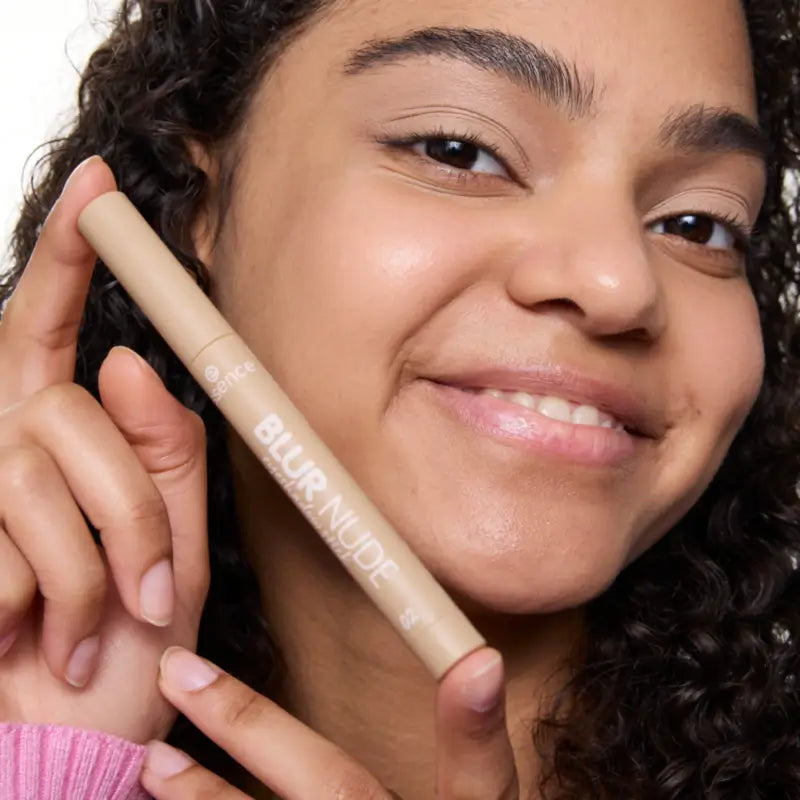 Essence Blur Nude 02 Eyeshadow Stick, 1.2 g