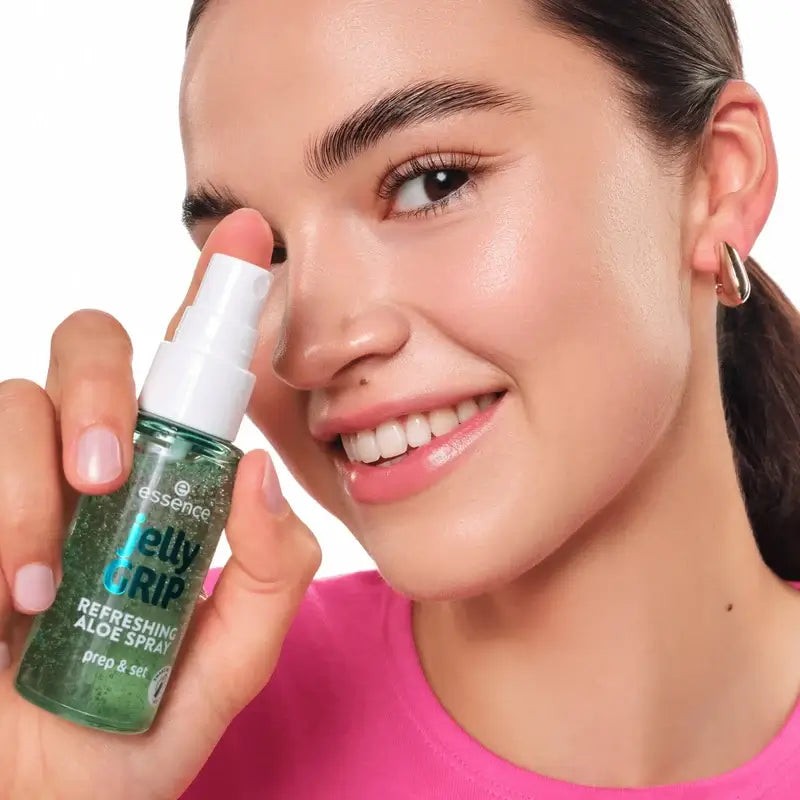 Essence Refreshing Spray With Aloe Jelly Grip , 50 ml