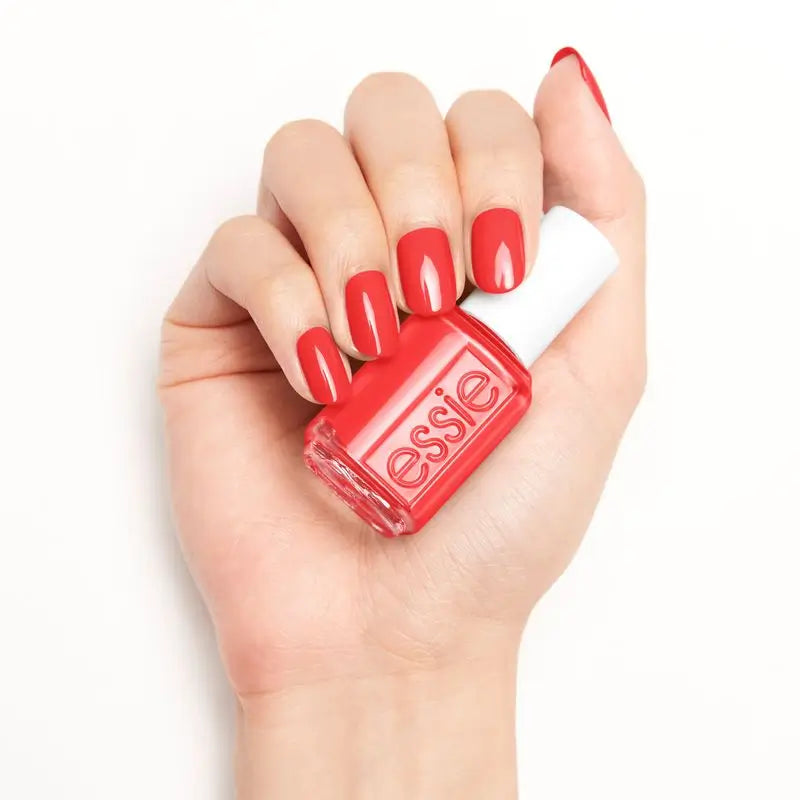 Essie Classic Nail Polish, Shade 858 Handmade With Love, 13.5Ml
