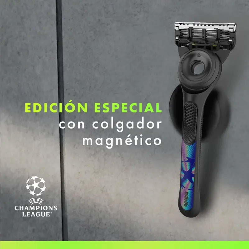 Gillette Labs Razor with Exfoliating Bar + 1 Refill & Hanger