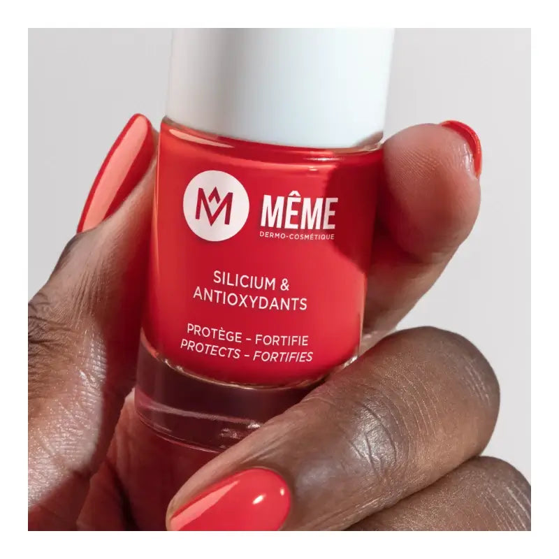 Meme Corail 04 Céline Nail Varnish, 10 ml