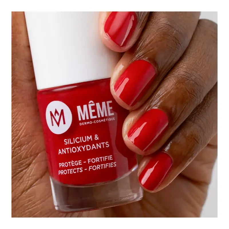 Meme Rouge 02 Zazie Nail Varnish, 10 ml