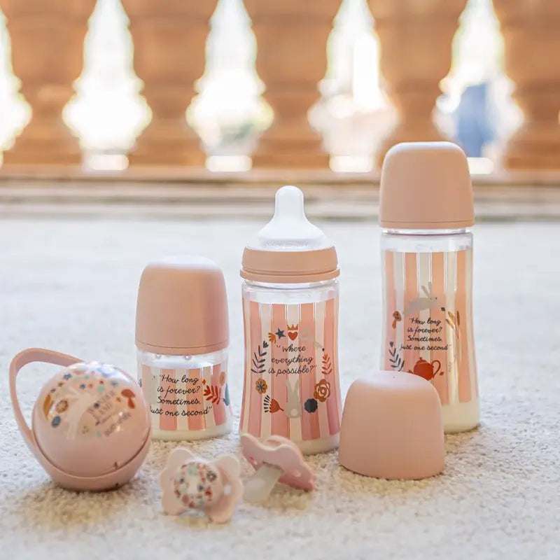 Suavinex Baby Bottle 270 Ml, Medium Flow (M), +3 Months, Wonderland Pink