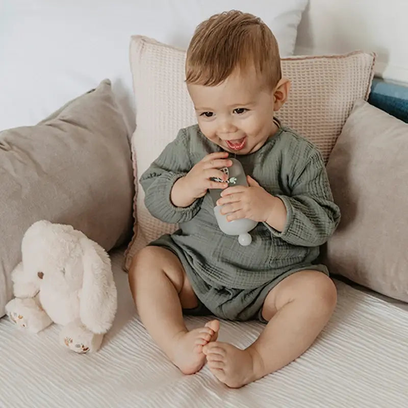 Suavinex Baby Layette with Baby Cologne 100 Ml + Travel Format 50 Ml + Baby Soft Toy