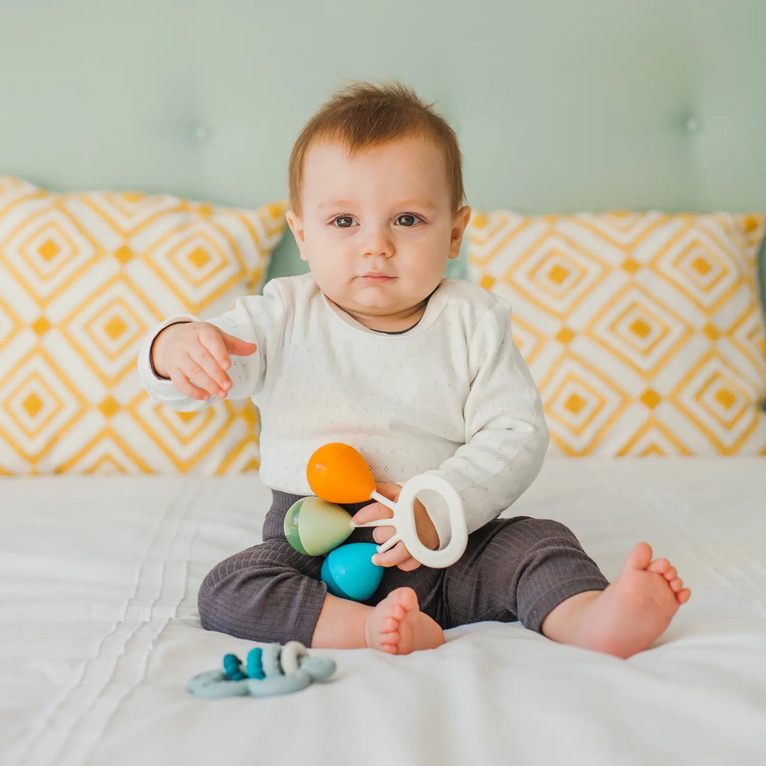Suavinex Rattle +4 Months, Easy Grip, Orange